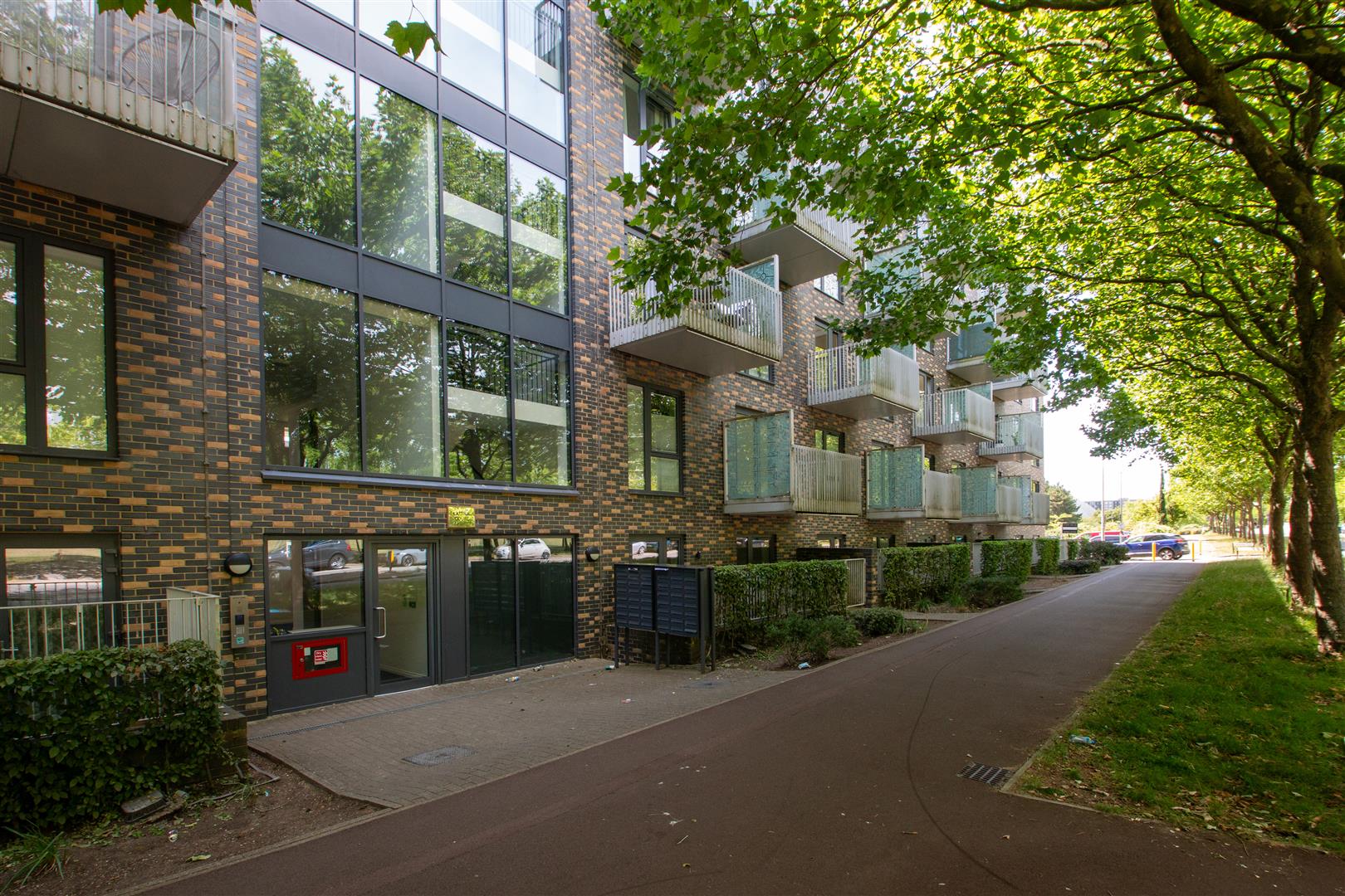 2 Leonora Walk, Campbell Park, Milton Keynes
